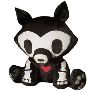 ISO SKELANIMALS PLEASE I REALLY WANT THESE GUYS